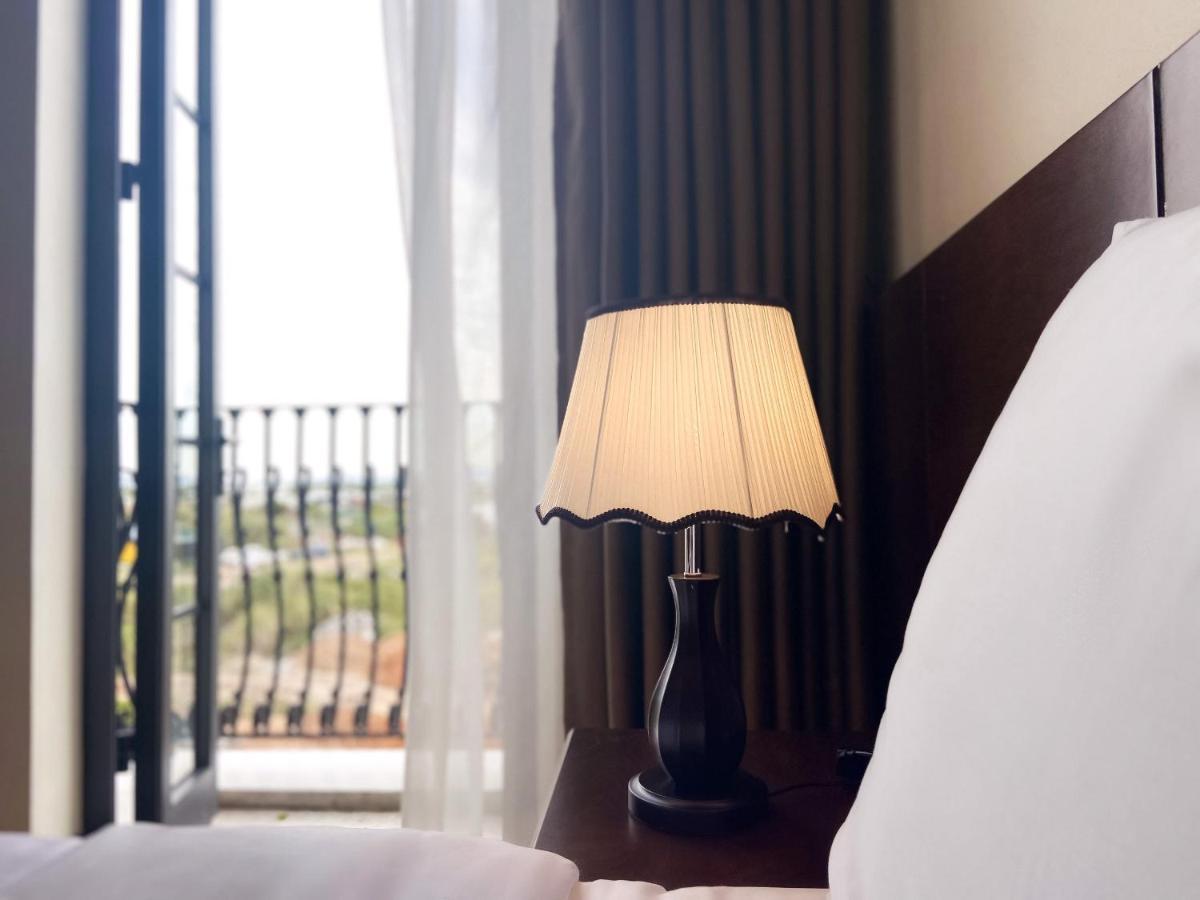 Elysinam Boutique Hotel Hạ Long Ngoại thất bức ảnh