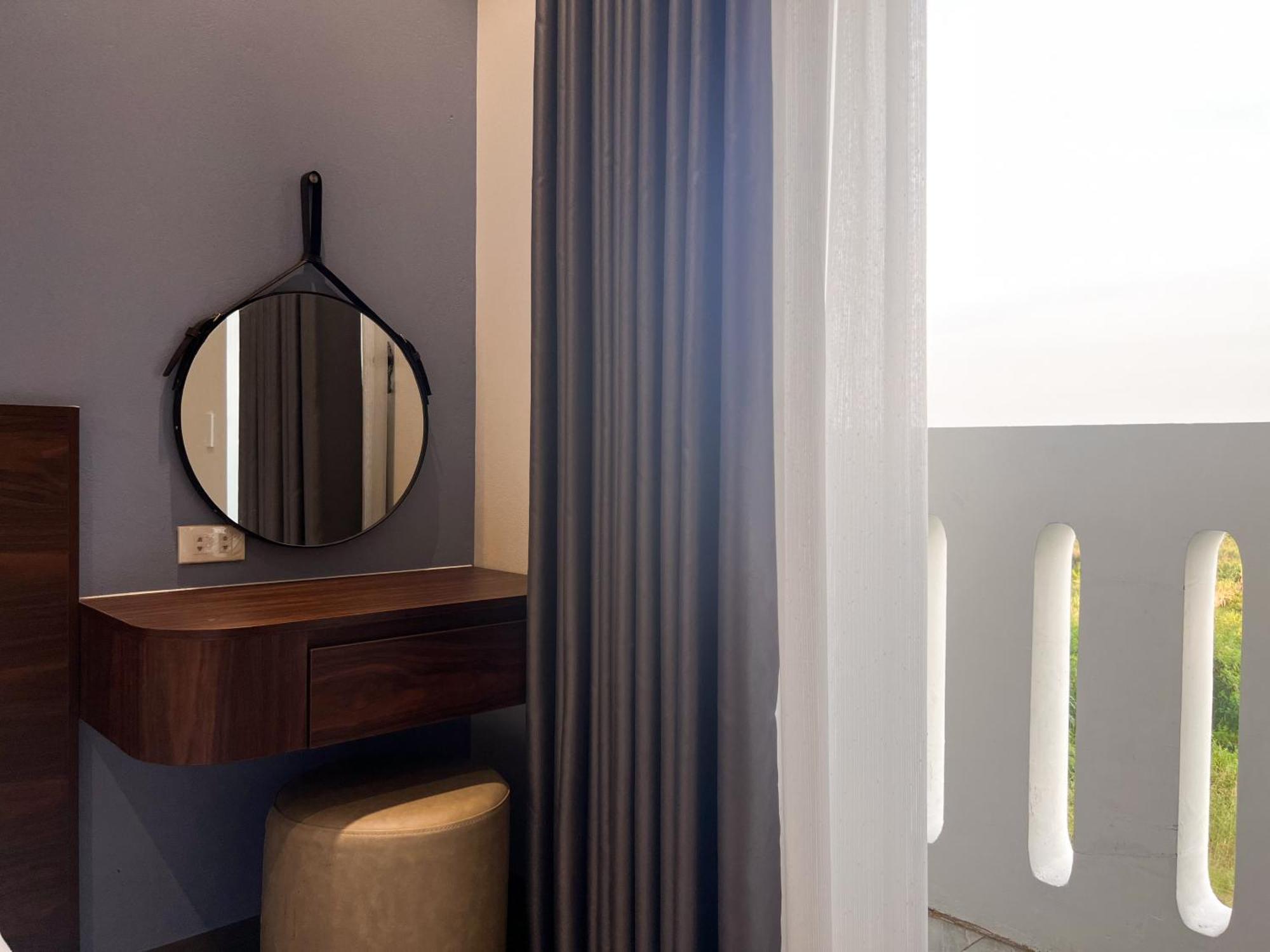 Elysinam Boutique Hotel Hạ Long Phòng bức ảnh