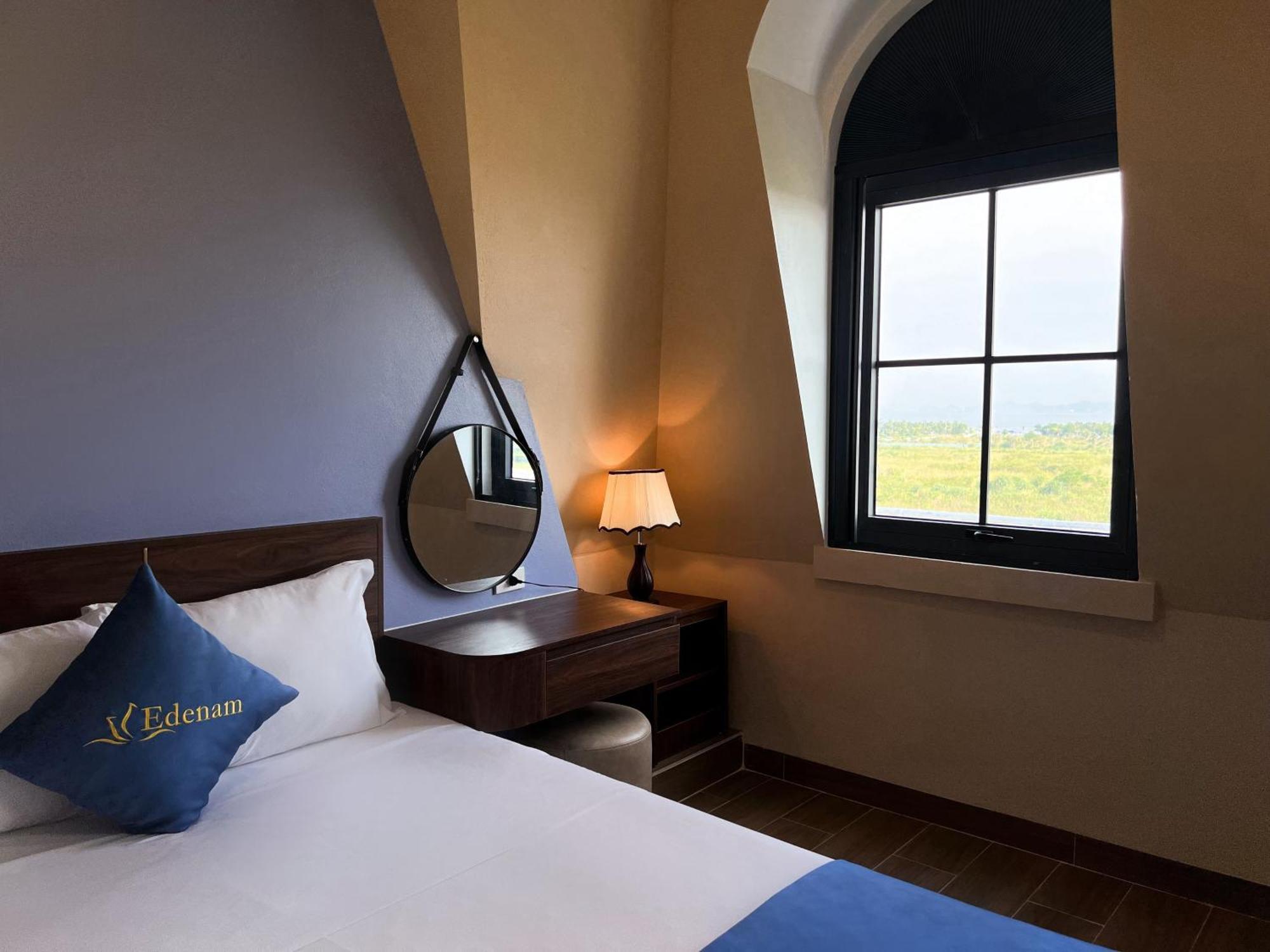 Elysinam Boutique Hotel Hạ Long Phòng bức ảnh